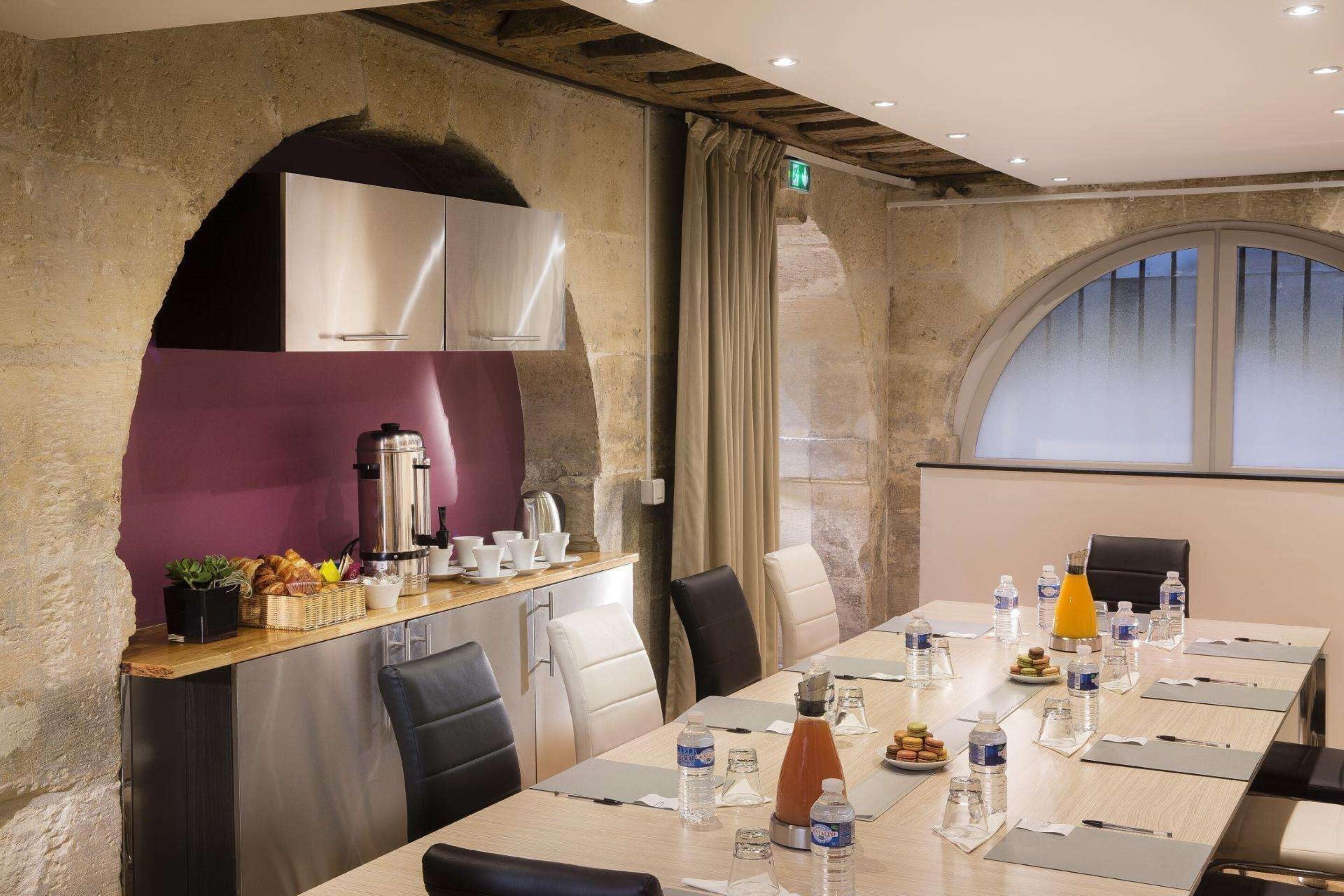 Hotel Jacques De Molay - Fitness & Sauna 3*