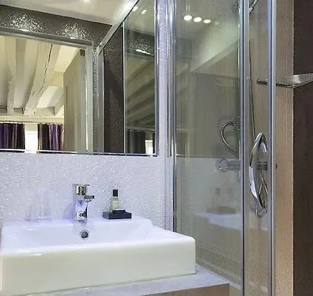 Jacques De Molay - Fitness & Sauna Paris