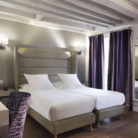 Jacques De Molay - Fitness & Sauna Hotel 3*