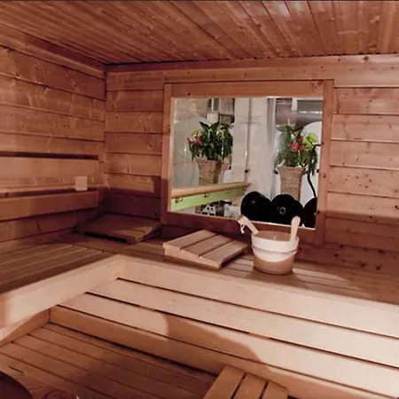 Jacques De Molay - Fitness & Sauna Paris