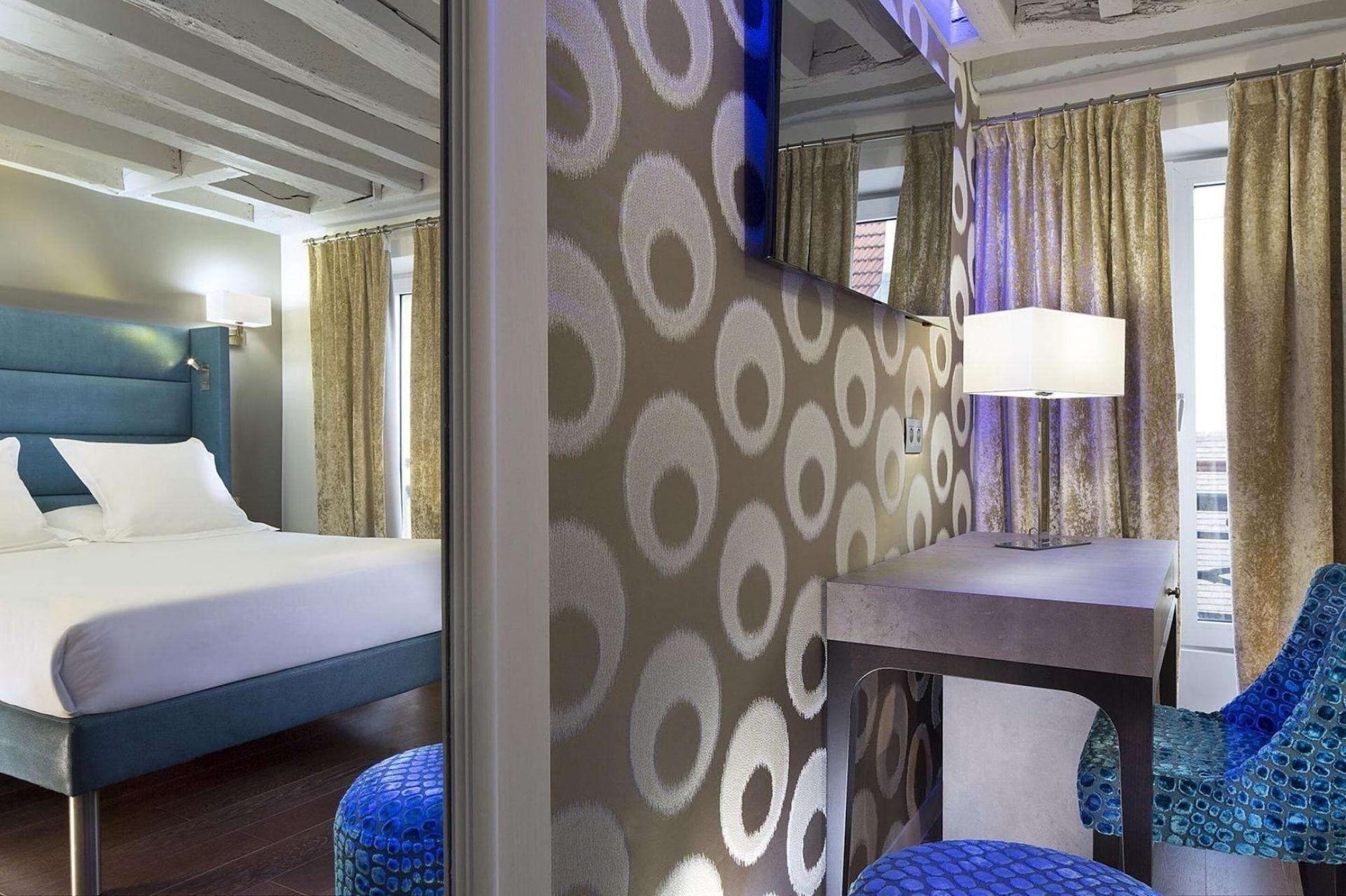 Jacques De Molay - Fitness & Sauna Hotel Parigi